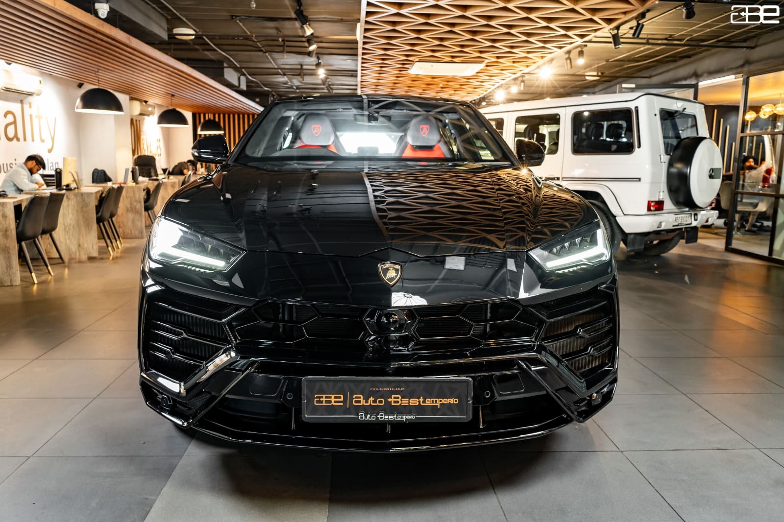 Lamborghini URUS 4.0L