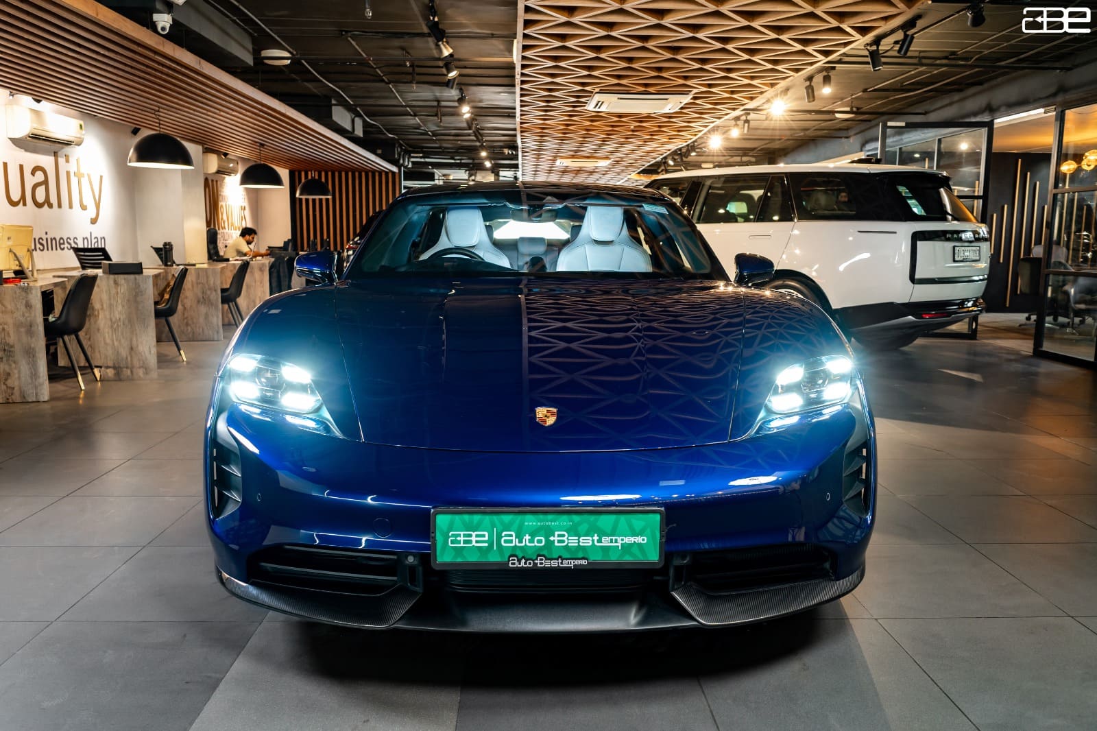 Porsche TAYCAN TURBO S